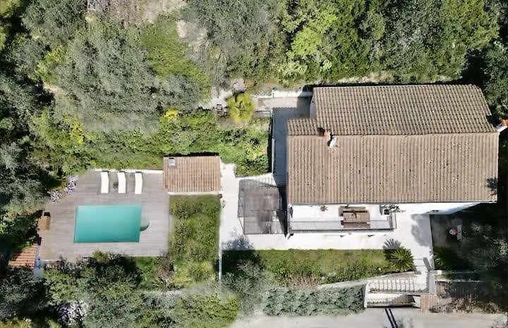 Before Making A Request, Read My Profile Host At The Bottom Of Page # Exceptional Villa With Pool And Panoramic View Aspremont  Apartment Aspremont ( Alpes-Maritimes)