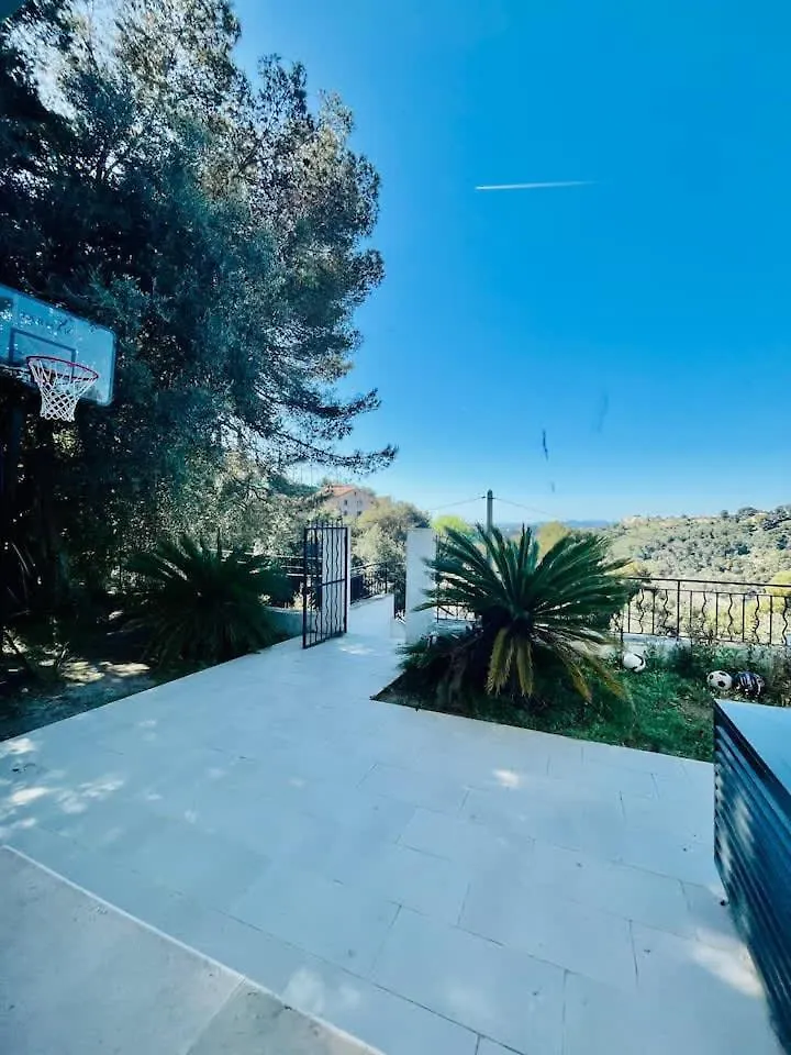 Apartment Before Making A Request, Read My Profile Host At The Bottom Of Page # Exceptional Villa With Pool And Panoramic View Aspremont