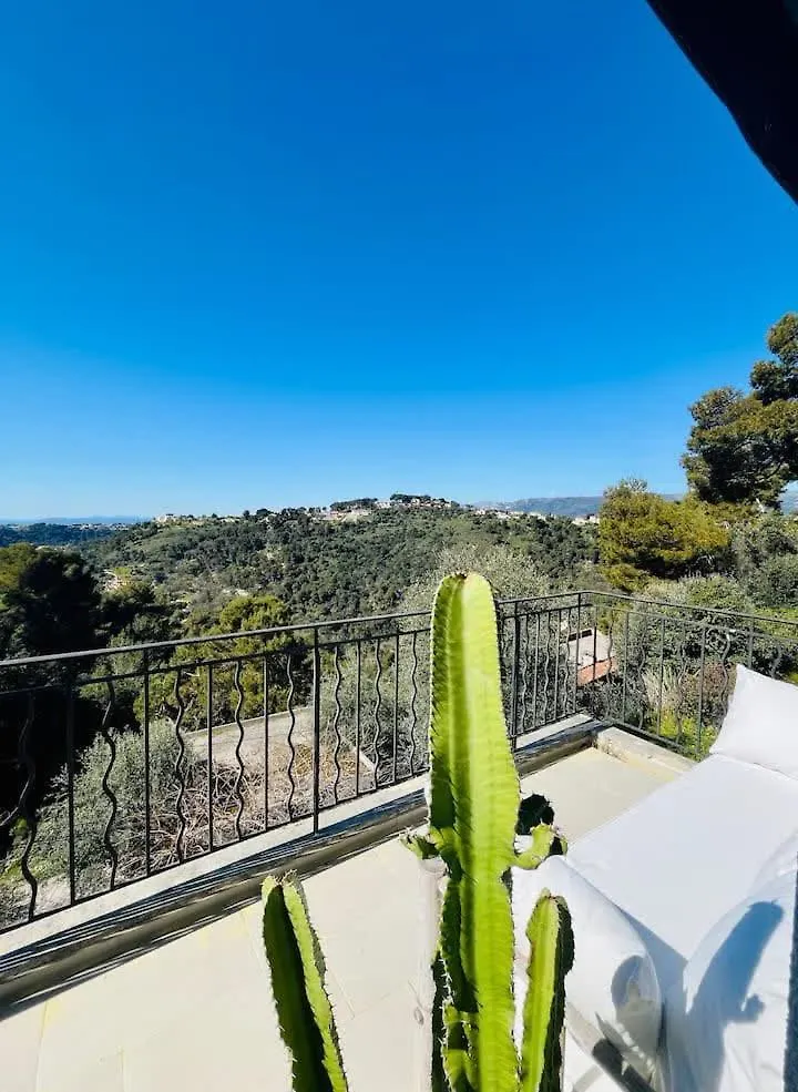 Apartment Before Making A Request, Read My Profile Host At The Bottom Of Page # Exceptional Villa With Pool And Panoramic View Aspremont